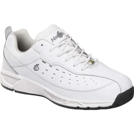 Nautilus shoes best sale near me