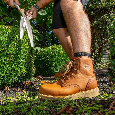 Wedge top work boots
